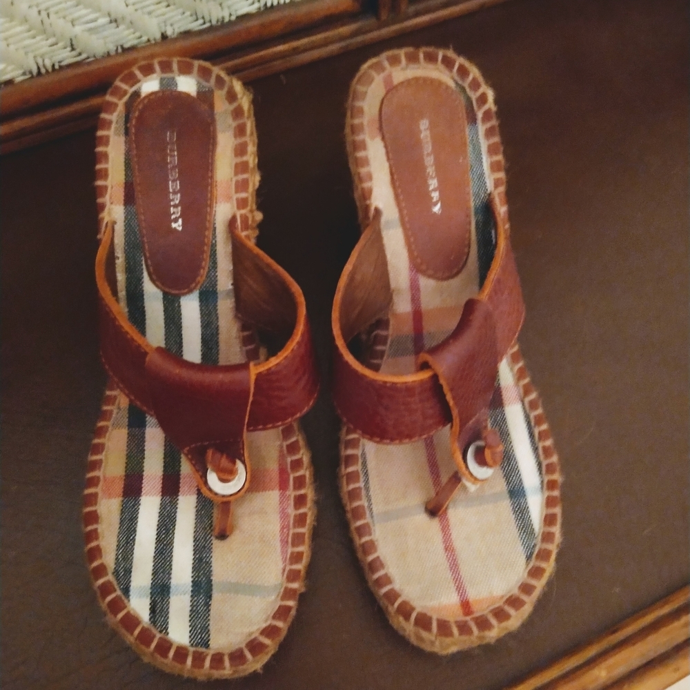 Burberry shoes